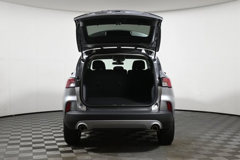 Used 2022 Ford Escape SE w/ Cold Weather Package image 34