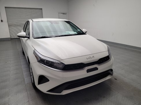 Used 2024 Kia Forte LX image 14