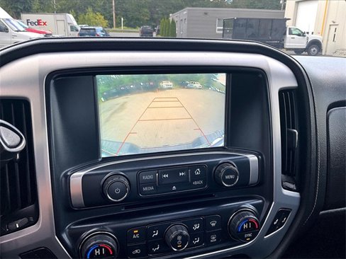Used 2018 GMC Sierra 1500 SLE w/ SLE Value Package image 26