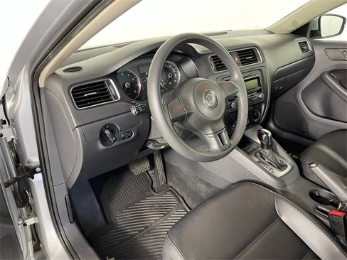 Used 2014 Volkswagen Jetta SE image 5