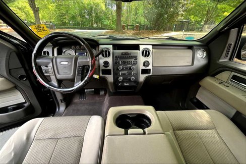 Used 2010 Ford F150 XLT image 14