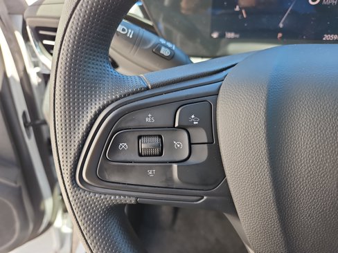 New 2025 Buick Envista Preferred image 21