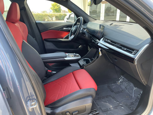 Used 2025 BMW X2 xDrive28i w/ Premium Package image 10