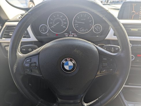 Used 2013 BMW 320i Sedan image 14