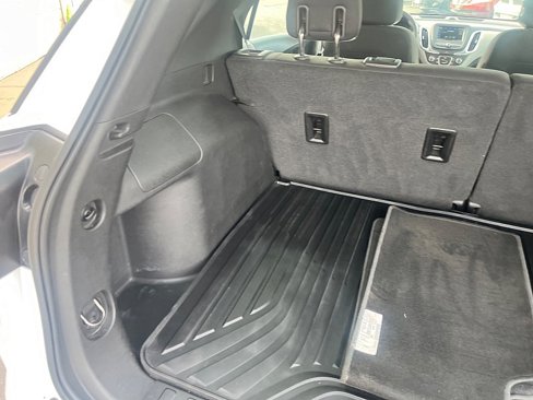 Used 2019 Chevrolet Equinox LS image 22
