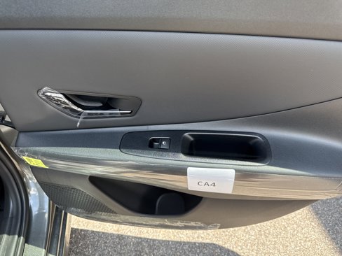 New 2025 Hyundai Elantra Sport image 15