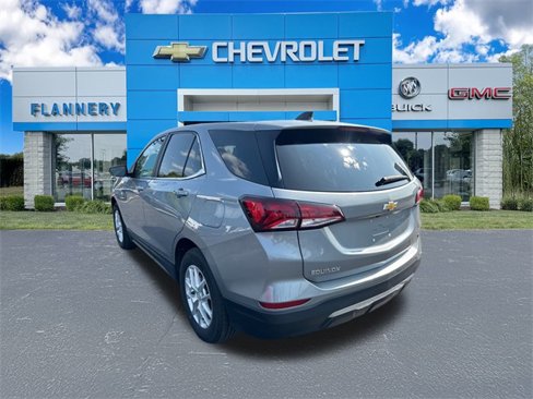 Used 2023 Chevrolet Equinox LT image 4