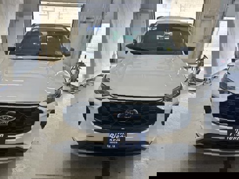 New 2025 Ford Escape ST-Line image 2
