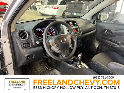 Used 2016 Nissan Versa SV image 22