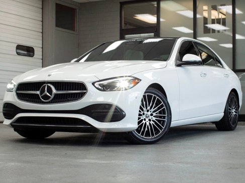 Used 2023 Mercedes-Benz C 300 4MATIC Sedan image 2
