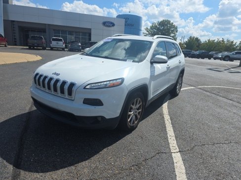 Used 2017 Jeep Cherokee Latitude w/ Comfort/Convenience Group image 7