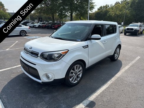 Used 2018 Kia Soul + image 1
