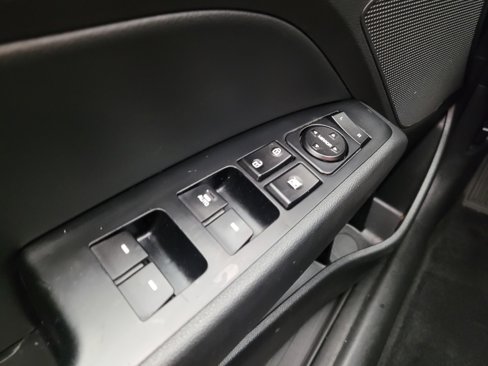 Used 2017 Hyundai Elantra Limited image 27