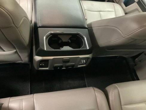 Used 2018 Ford F150 Lariat image 9