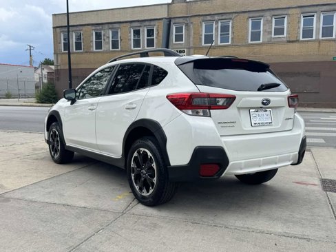 Used 2022 Subaru Crosstrek 2.0i image 7