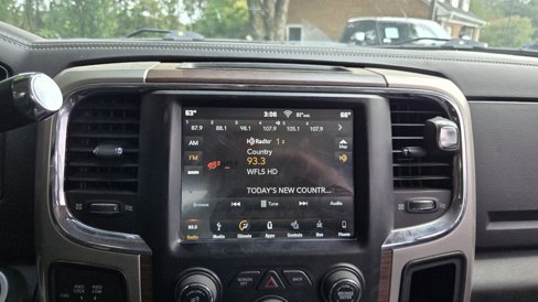 Used 2018 RAM 3500 Laramie image 14