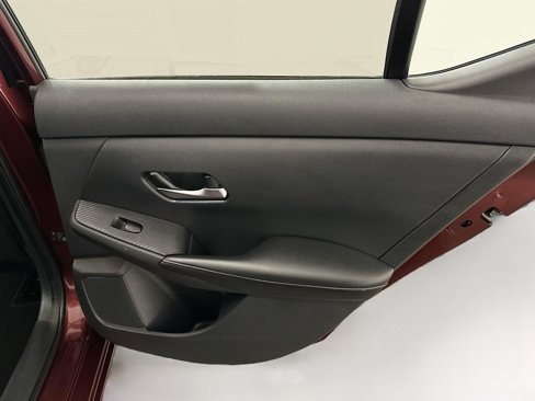 Used 2022 Nissan Sentra SV image 30