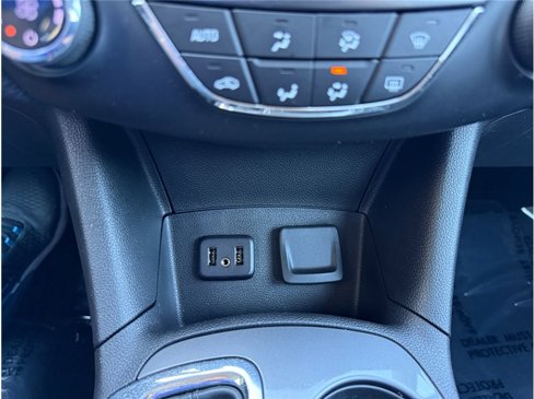 Used 2019 Chevrolet Cruze LT image 20