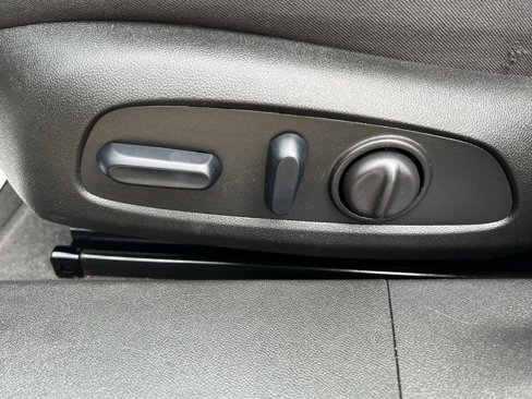 Used 2024 Chevrolet Malibu LT image 27
