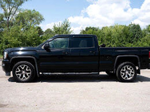 Used 2017 GMC Sierra 1500 SLT image 2
