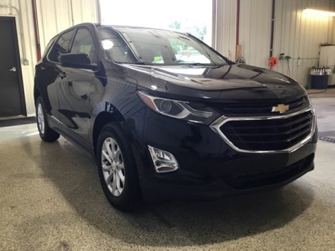 Used 2020 Chevrolet Equinox LT w/ Driver Convenience Package image 5