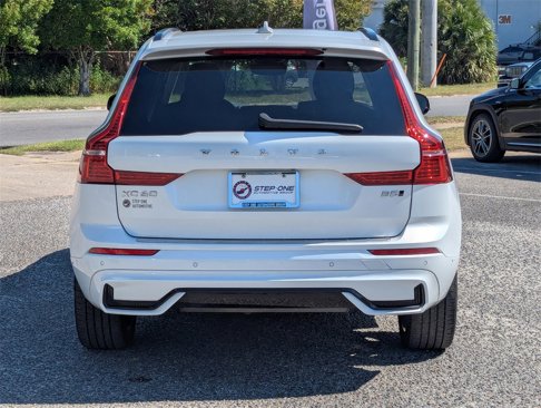 Used 2023 Volvo XC60 B5 Plus w/ Protection Package Premier image 6
