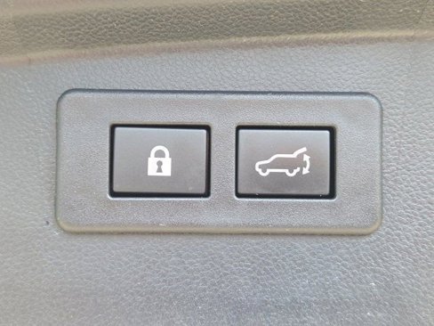Used 2021 Subaru Outback Touring w/ Popular Package #2 image 23