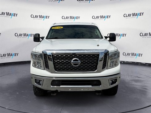 Used 2016 Nissan Titan SV image 8
