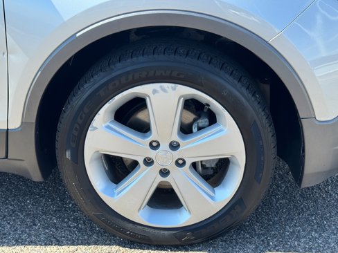 Used 2015 Buick Encore FWD image 9