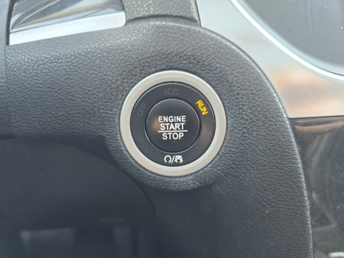 Used 2017 Chrysler 300 C w/ Safetytec Plus Group image 35