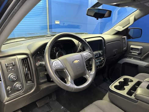 Used 2018 Chevrolet Silverado 1500 LT w/ All Star Edition image 11