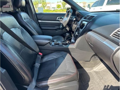 Used 2017 Ford Explorer Sport w/ Equipment Group 401A image 11