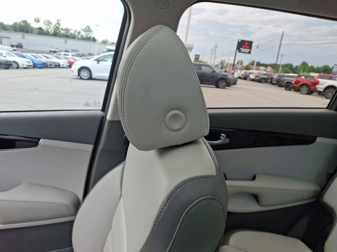 Used 2020 Kia Sorento SX image 17