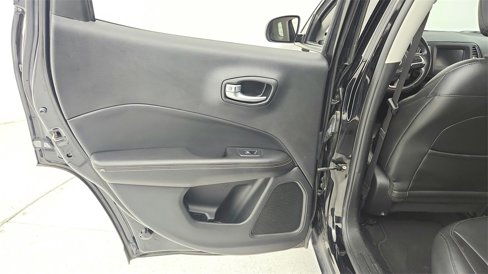 Used 2020 Jeep Compass Latitude image 26