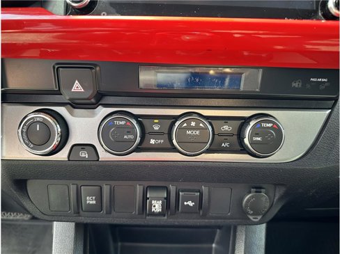 Used 2021 Toyota Tacoma SR5 image 19