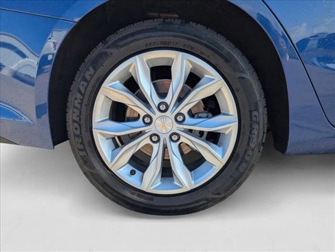Used 2023 Chevrolet Malibu LT image 17