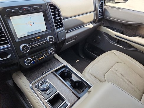 Used 2021 Ford Expedition Limited image 28
