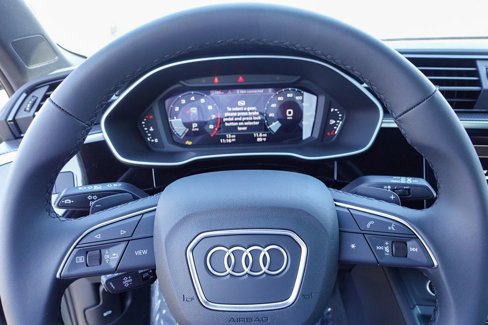 New 2025 Audi Q3 2.0T Premium image 15