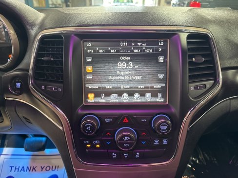 Used 2014 Jeep Grand Cherokee Limited image 24