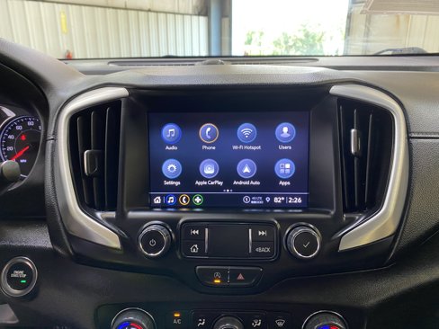 Used 2024 GMC Terrain SLT image 41