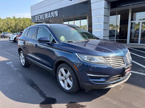 Used 2016 Lincoln MKC Premiere image 2