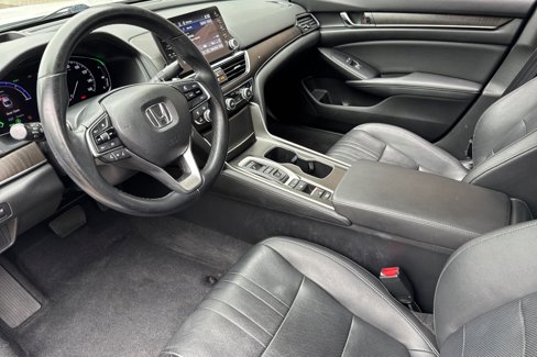 Certified 2020 Honda Accord Touring image 4