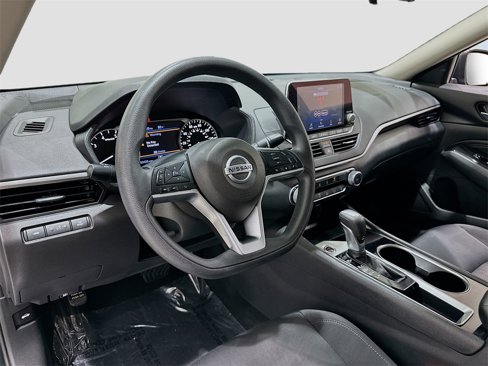 Used 2021 Nissan Altima 2.5 SV image 9