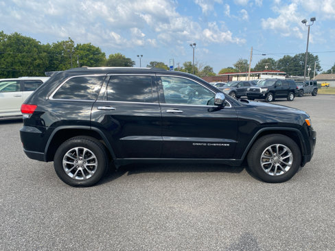 Used 2015 Jeep Grand Cherokee Limited w/ Luxury Group II image 4