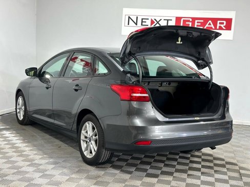 Used 2017 Ford Focus SE image 26