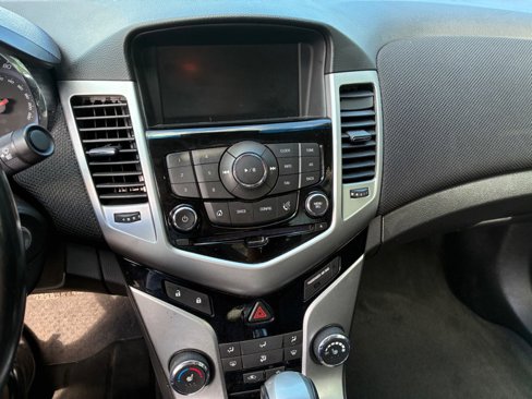 Used 2014 Chevrolet Cruze LT w/ RS Package image 9