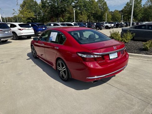 Used 2017 Honda Accord Sport image 6