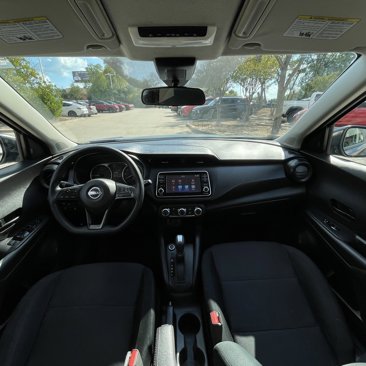 Used 2024 Nissan Kicks S image 9