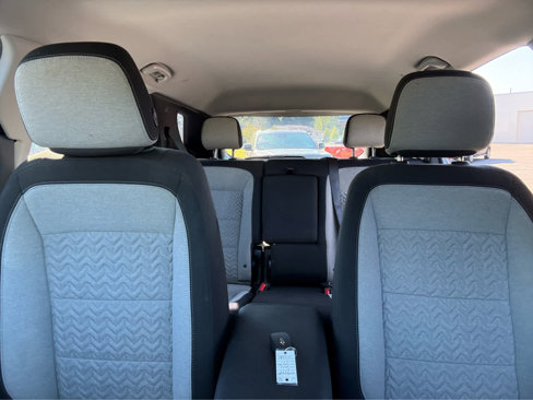 Used 2022 Chevrolet Equinox LS image 13