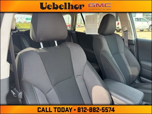 Used 2020 Subaru Outback Premium image 4